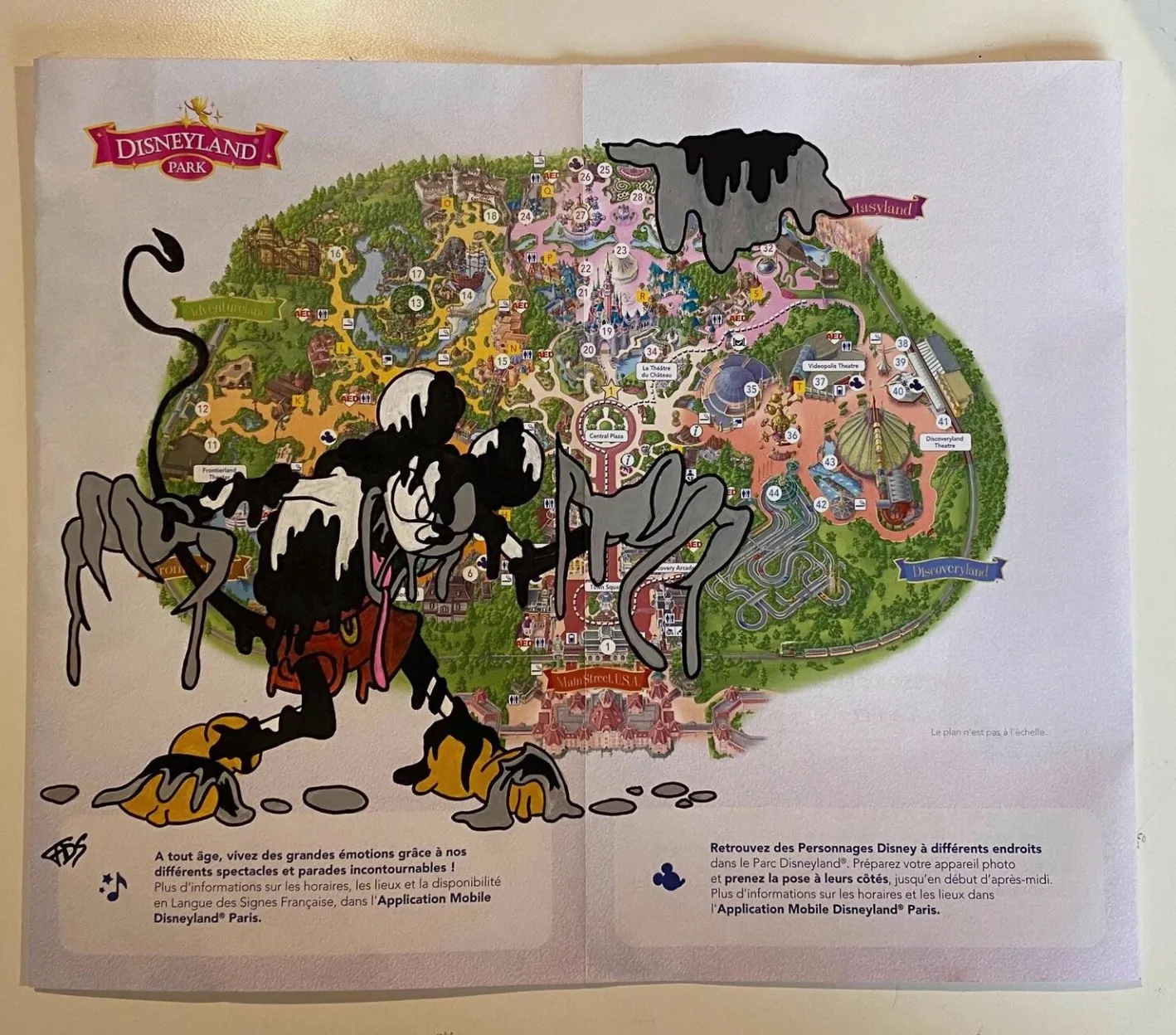 Plan Custom – Mickey x Venom Symbiote (Disneyland Park) – disney 2