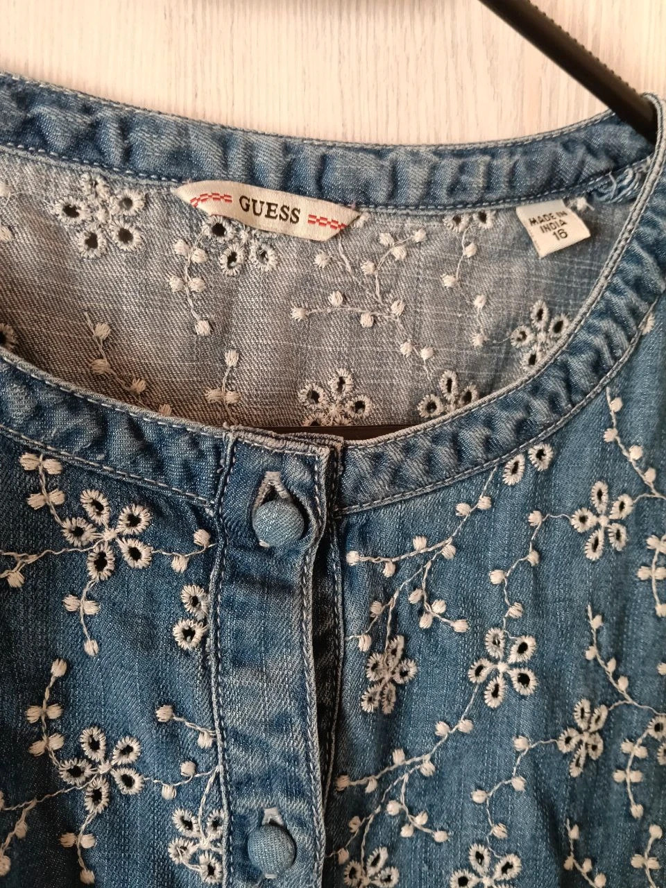 Robe Guess taille 16 ans – GUESS – taille 16 ans / 176 cm 2
