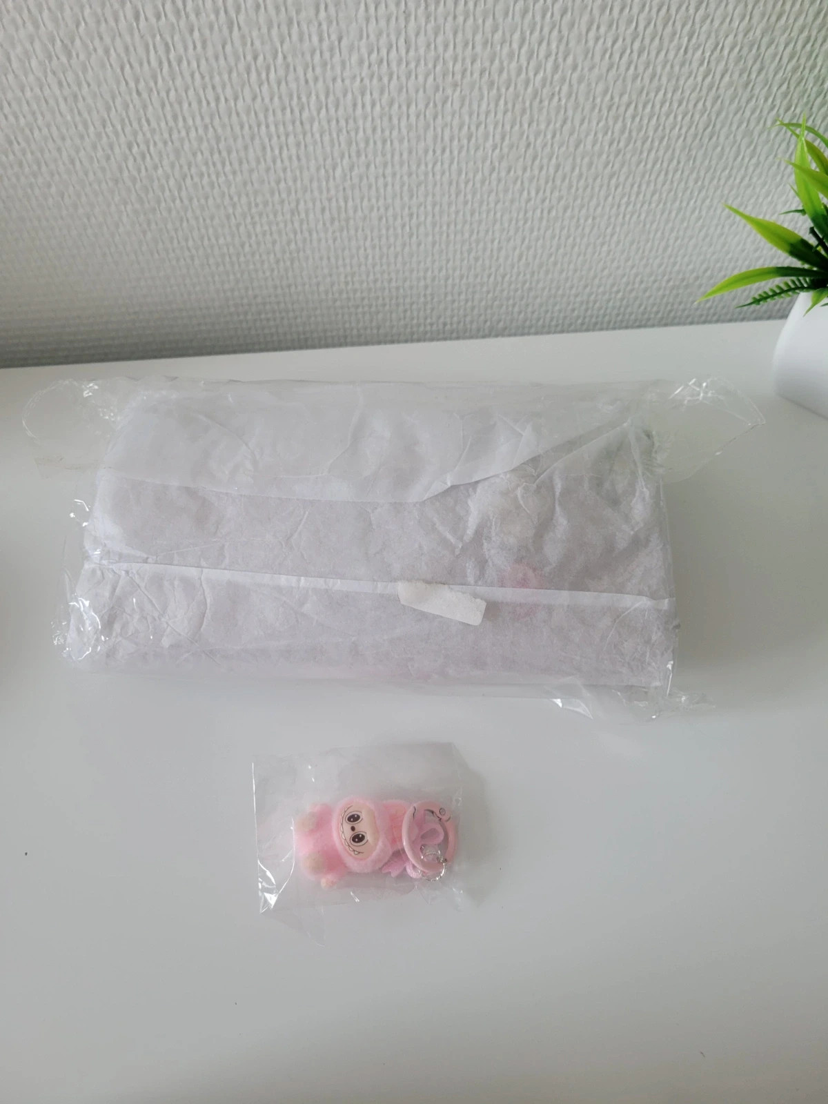 Pochette femme labubu 2