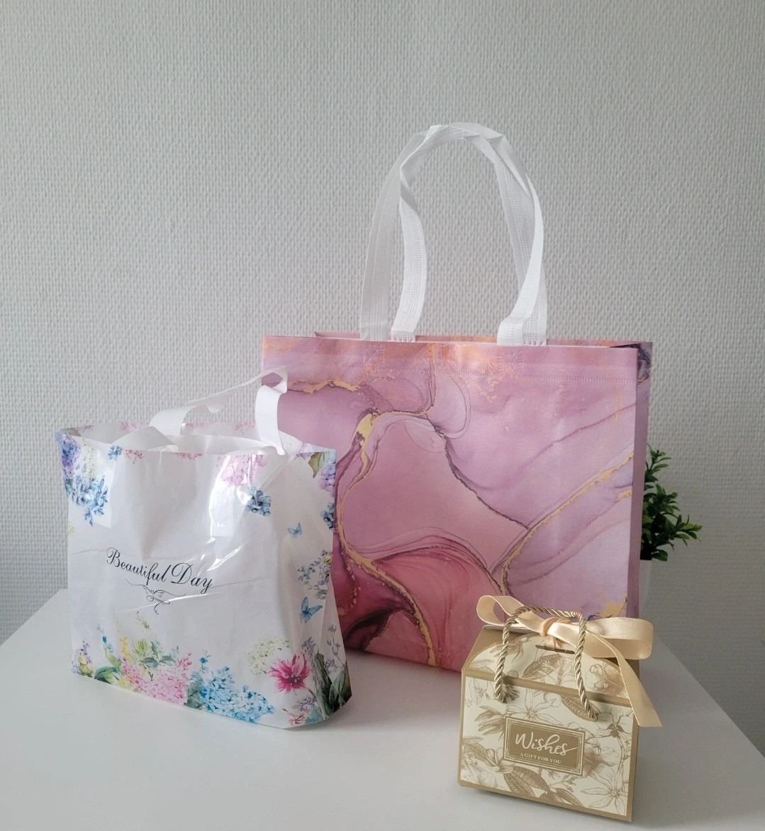 Sac cadeau en tissu 2
