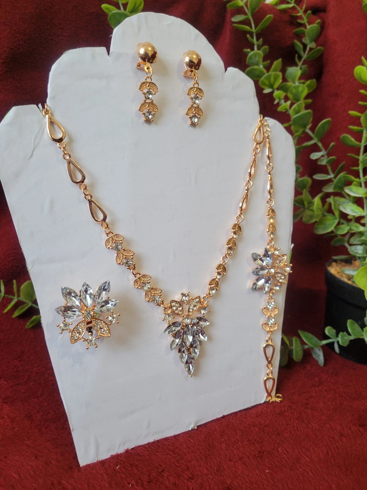 Ensemble de bijoux élégants à la mode 4