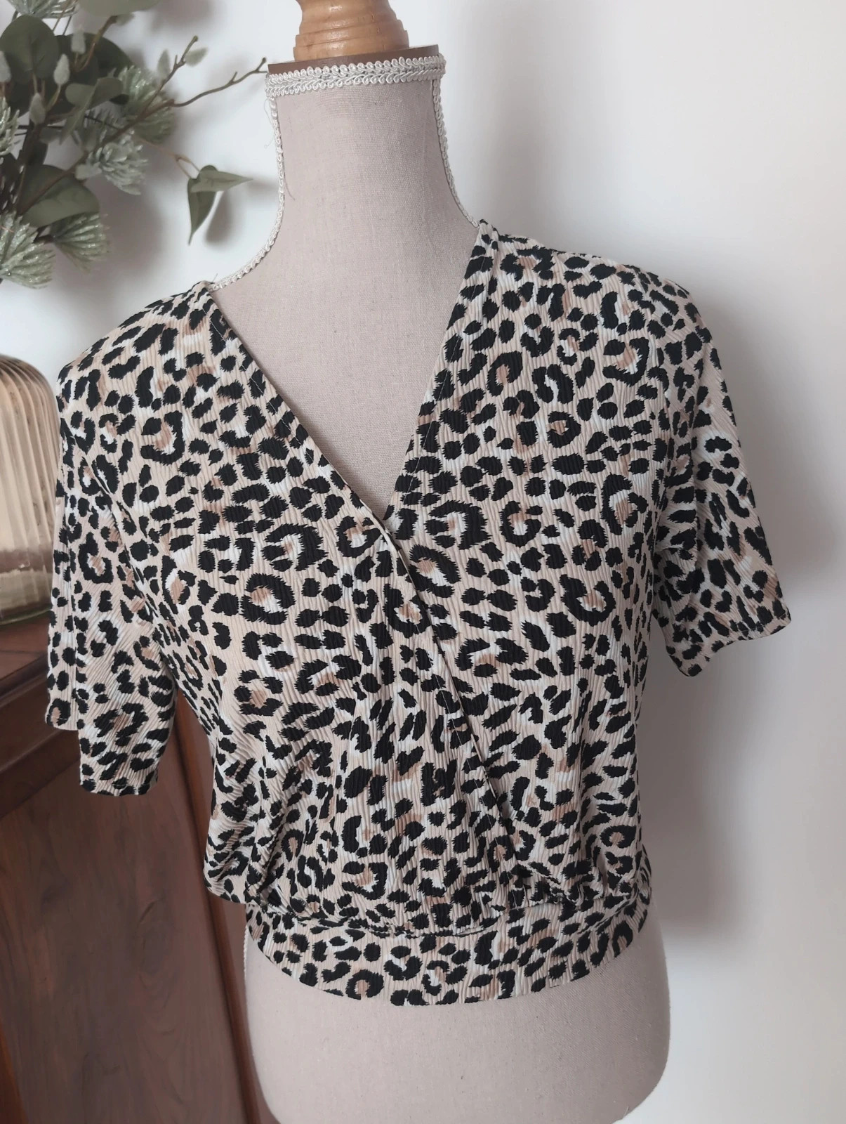 Blouse imprimée léopard beige / marron Dos dénudé - Bershka - Taille M - Look Casual chic