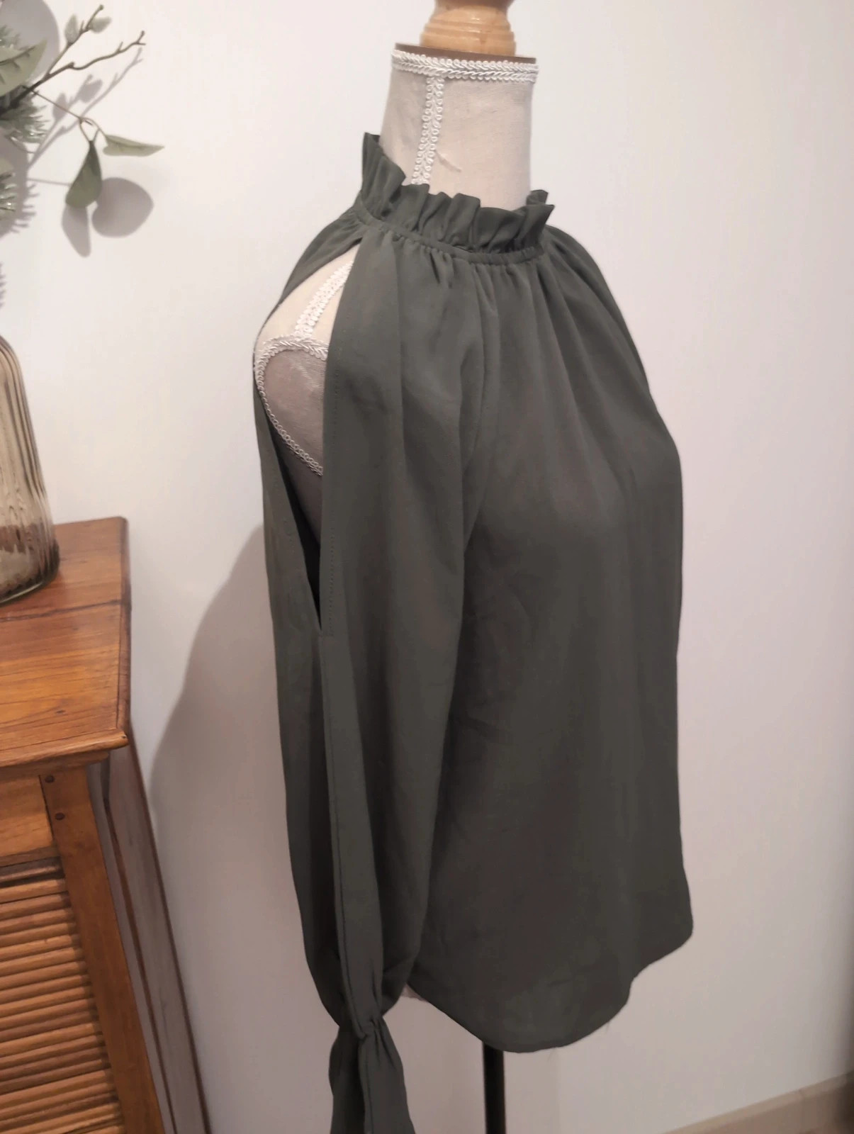 Blouse kaki femme Kooiook T. M – Épaules dénudées – Manches longues - Chic & Tendance