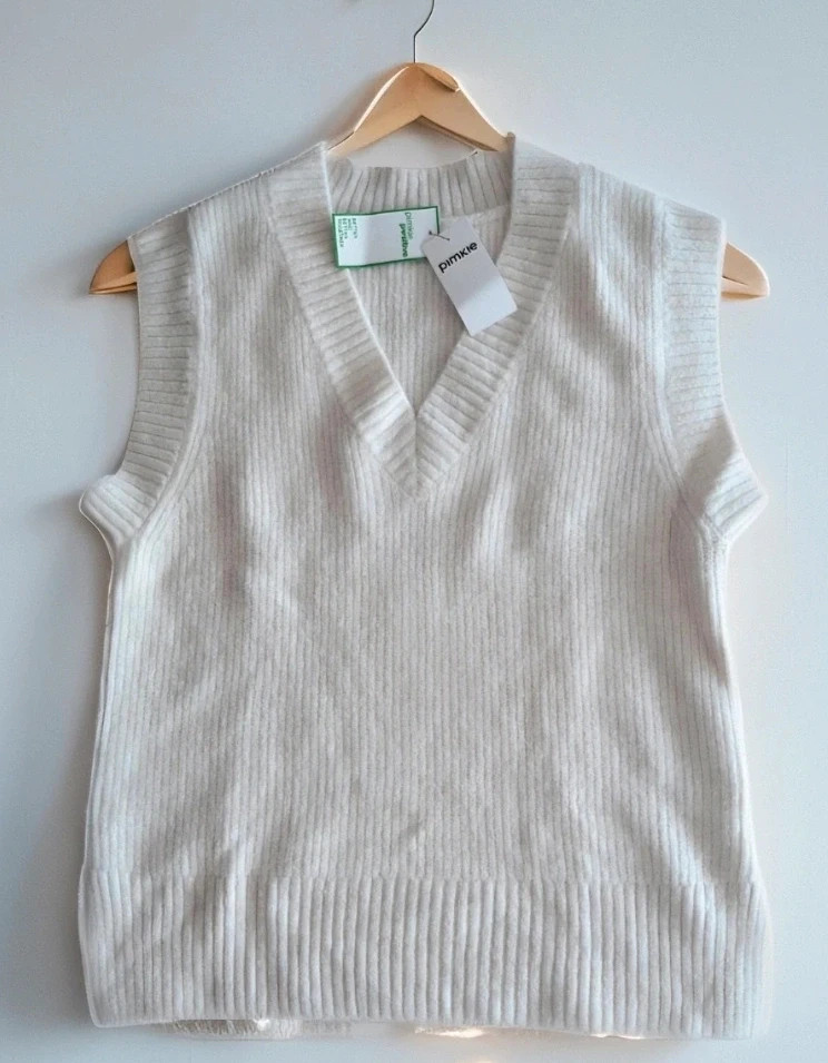 Pull sans manches Pimkie XS écru – maille côtelée – col V Style minimaliste, preppy – Pimkie – taille XS / 34 / 6 2