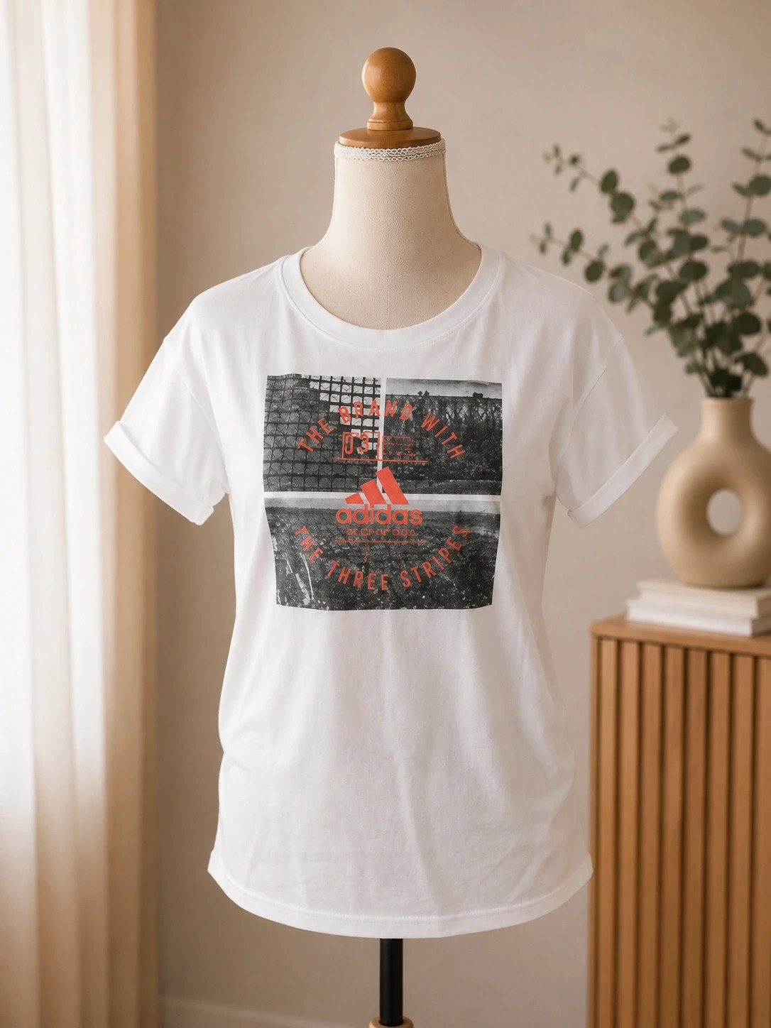 Adidas Originals| Tee shirt femme imprimé | Taille S | Tendance Look streetwear – adidas Originals – taille S / 36 / 8 2