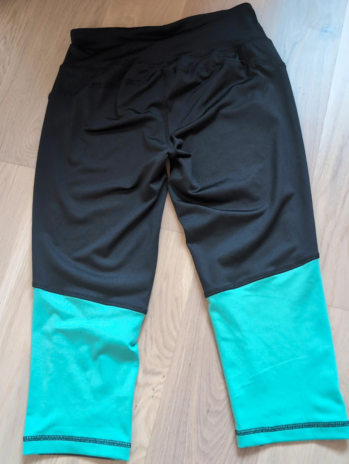 Legging corsaire CRIVIT sport femme noir turquoise Taille S sportswear – Crivit – taille S / 36 / 8 4
