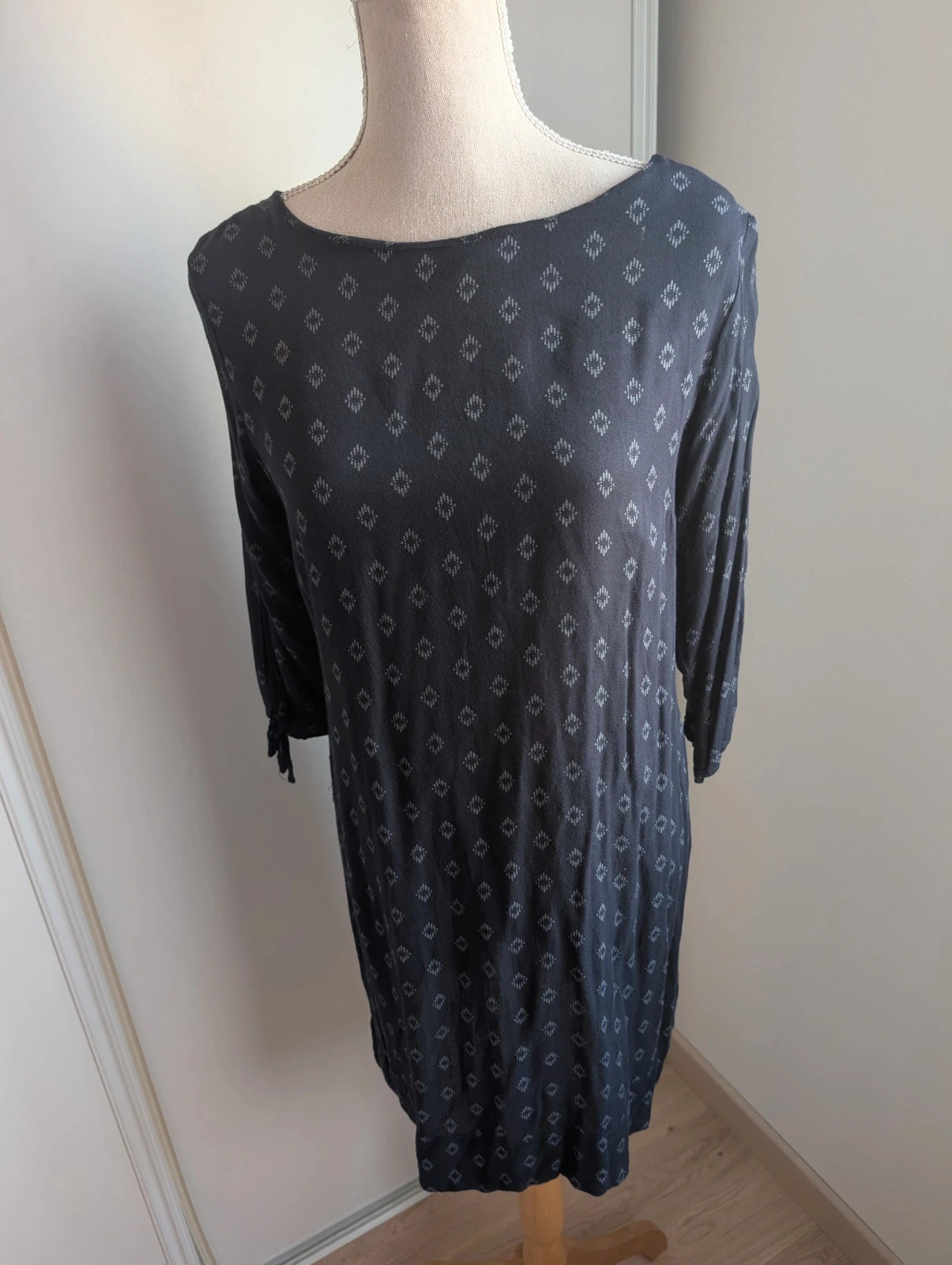 Robe TEX – Taille M – 100 % viscose – Robe bleu fluide à motifs – Manches 3/4 – chic et tendance – TEX – taille M / 38 / 10 5