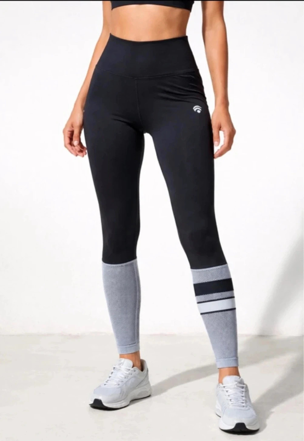 Legging Oceans Apart Taille S Neuf Étiquette Running Fitness Yoga Taille Haute Gainant Noir – Oceans Apart – taille S / 36 / 8 2