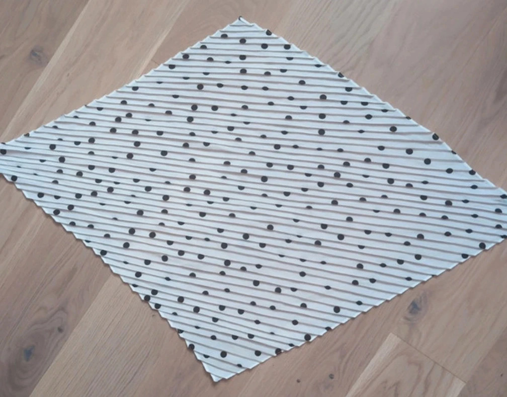 Foulard plissé Pimkie blanc à pois noirs | Chic • Élégant • Tendance • Vintage – Pimkie 2
