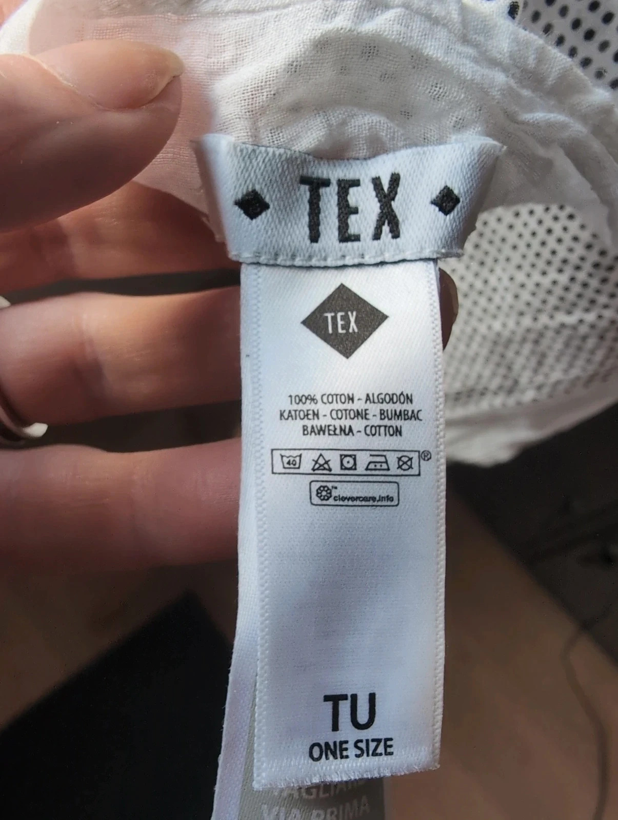 Écharpe Foulard TEX Blanc & Noir à Pois | Chic Élégant Léger | Printemps Été – TEX 5