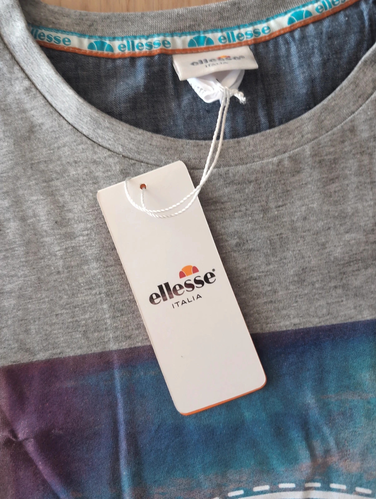 T-shirt Ellesse Gris - Imprimé "59" - Taille M - Iconique – Ellesse – taille M 3