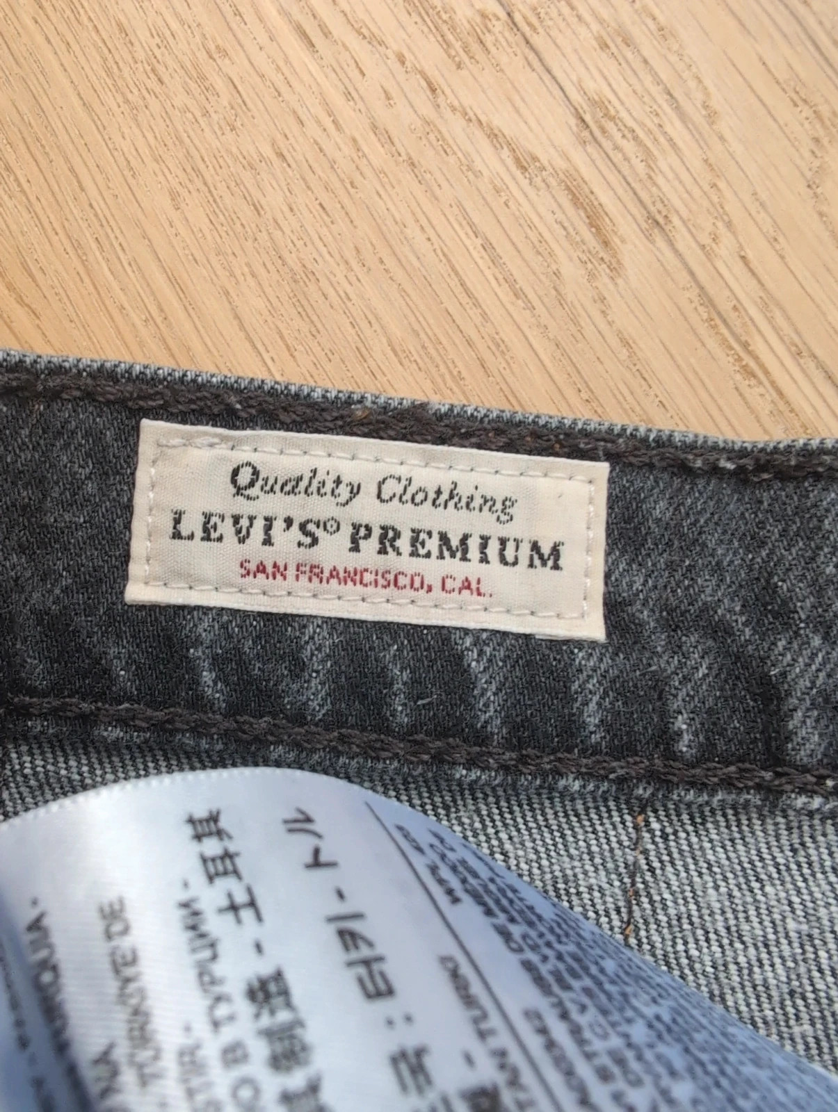 Levi's 501 Original W25 (34) Short en jean noir délavé Taille haute Vintage Cut Off Denim – Levi's – taille XS / 34 / 6 5