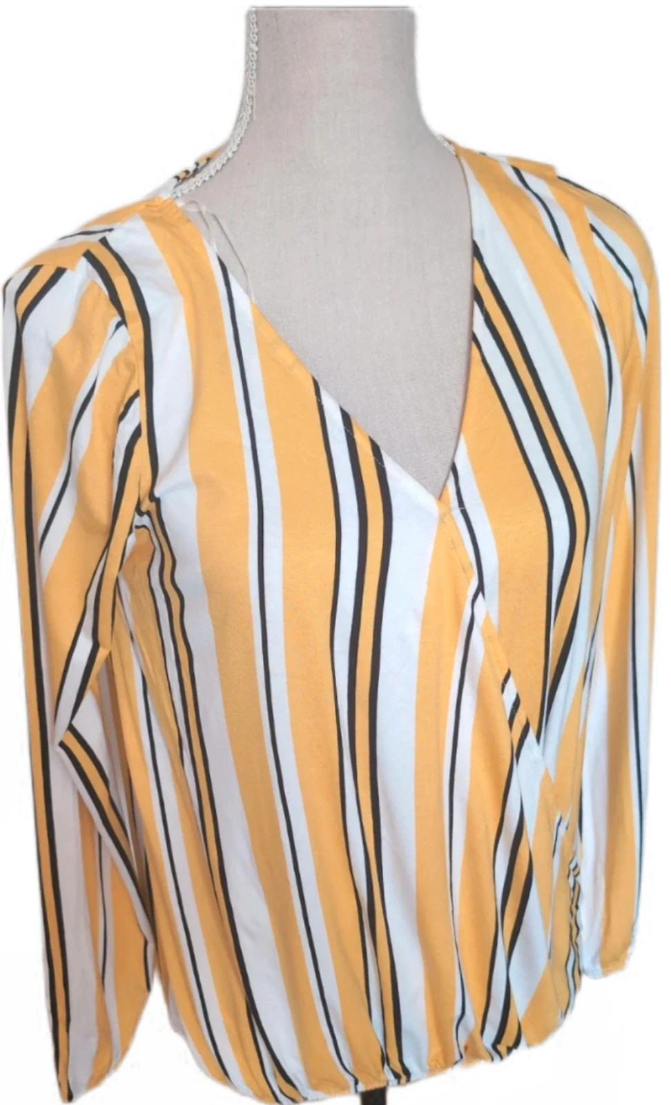 Blouse cache cœur fluide rayée jaune blanc et noir Cache cache - Taille M – Tendance – taille M / 38 / 10 4
