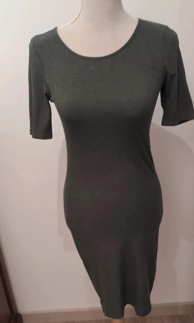 Robe moulante été kaki manches courtes H&M - Taille S Style chic moderne