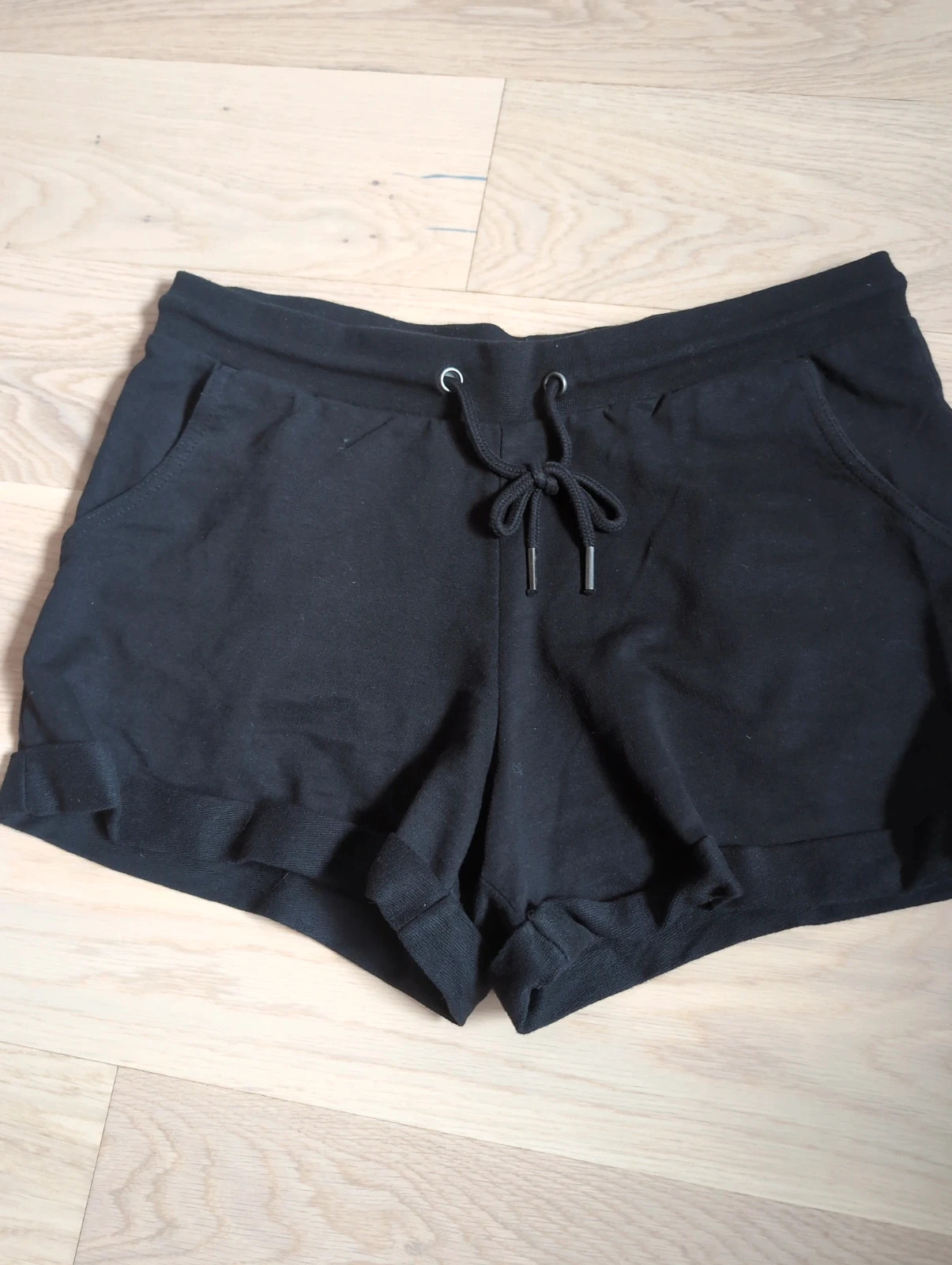 Short femme noir été Esmara Taille 36 – Confort & basique indispensable – Tendance – taille S / 36 / 8 2