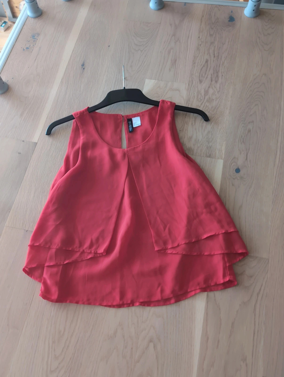 Top d’été rouge fluide H&M – XS 34 – Élégant & léger – Tendance – taille XS / 34 / 6 5