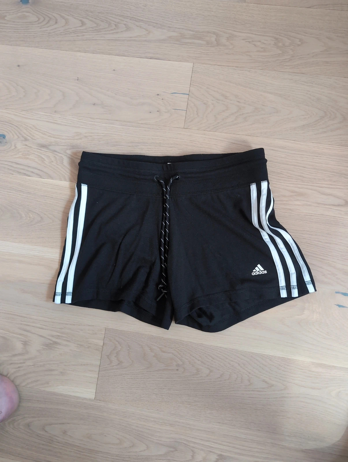 Adidas Climalite Short Sport Femme Noir 3 Bandes XS 34 Neuf sans étiquette – adidas – taille XS / 34 / 6 3