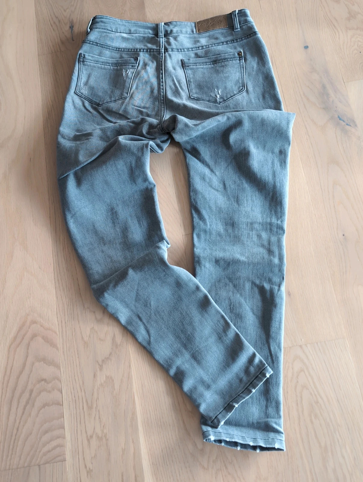 Jean skinny gris délavé T36 – effet push-up – comme neuf – In Extenso – taille S / 36 / 8 5