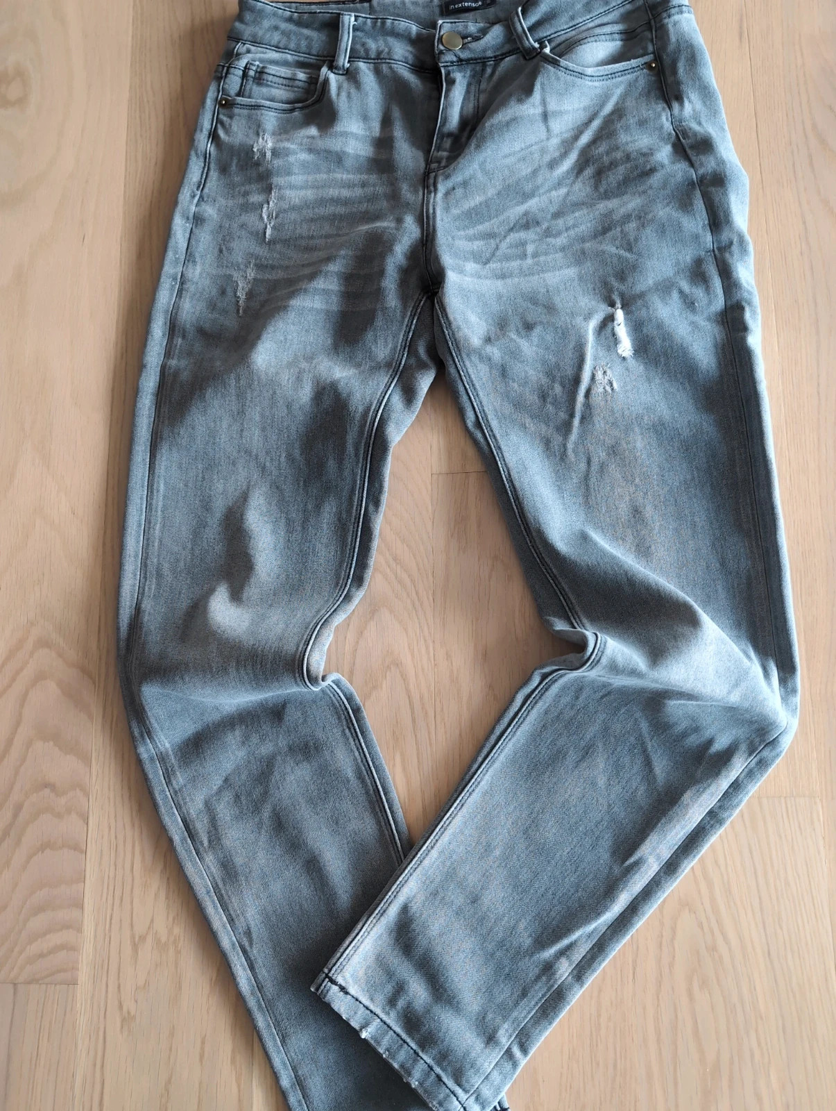 Jean skinny gris délavé T36 – effet push-up – comme neuf