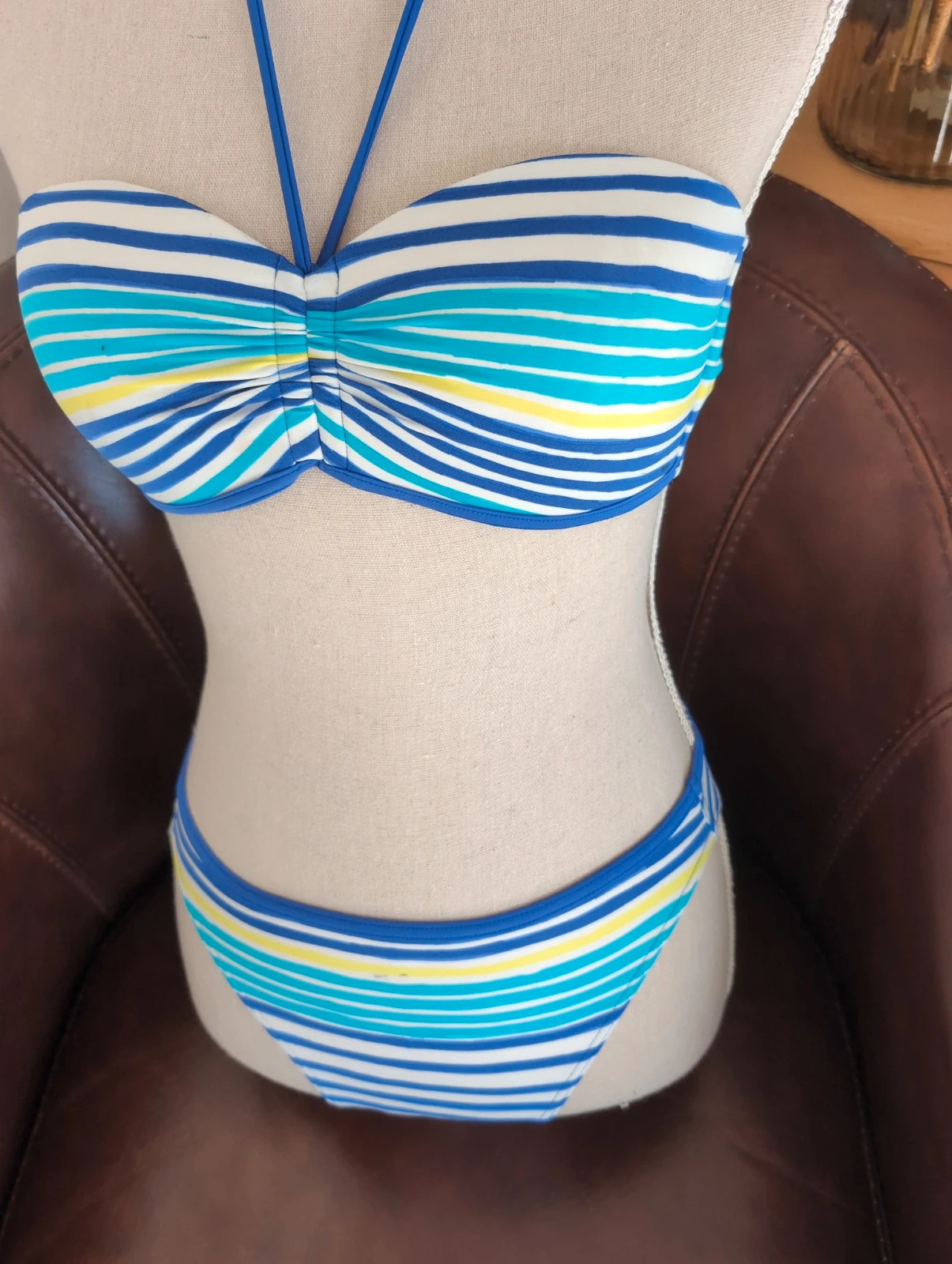 Bikini bandeau rayé bleu Turquoise Tribord - T38 / 90C 💙 maillot de bain 2 pièces été plage – Tendance – taille M / 38 / 10 4