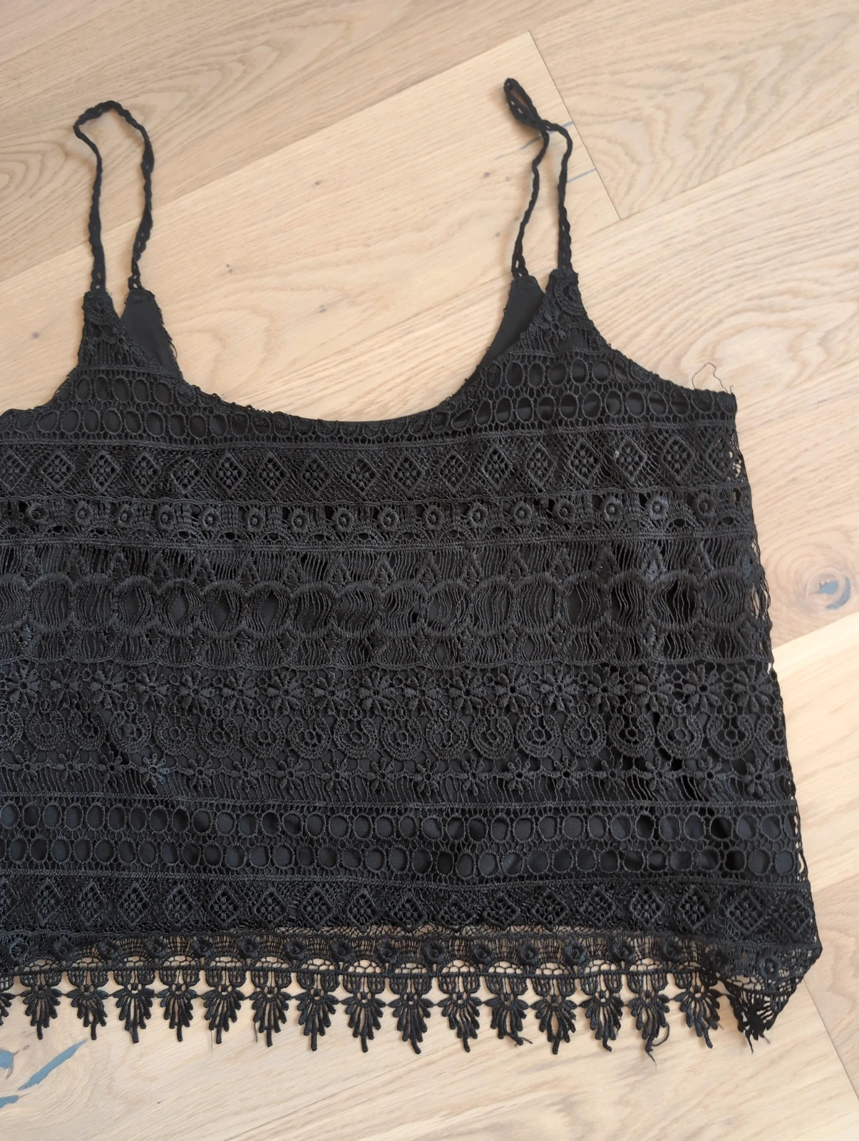 Top dentelle noir H&M - Taille M - Élégant et bohème chic – Tendance – taille M / 38 / 10 2