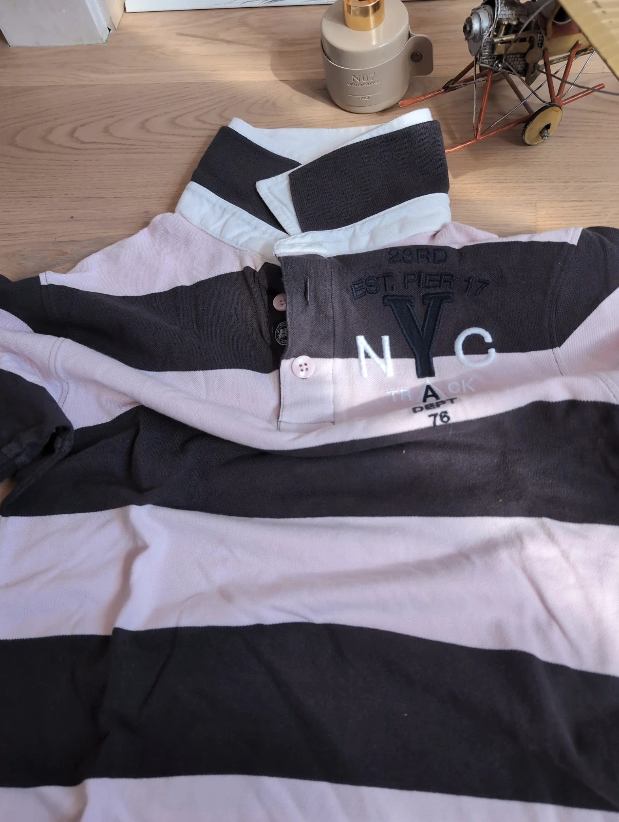 Polo Celio rose pâle & noir – style casual chic – Taille S – très bon état – Tendance – taille S 2