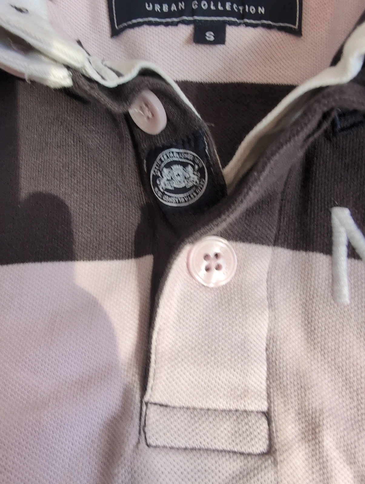 Polo Celio rose pâle & noir – style casual chic – Taille S – très bon état – Tendance – taille S 4