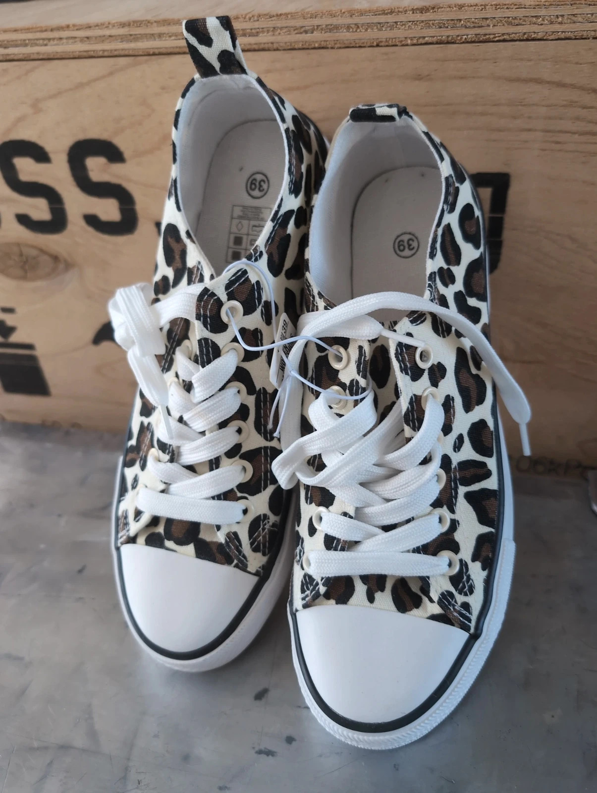 Baskets Parisienne léopard femme T39 neuves sneakers tendance streetwear chic – Tendance – taille 39 3