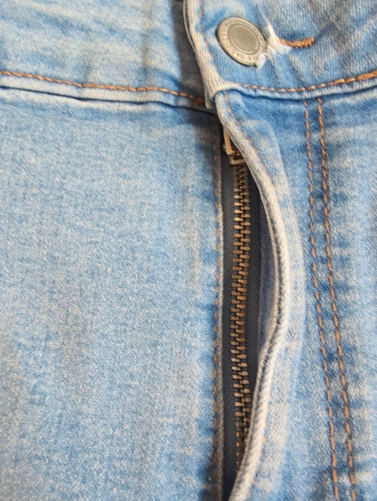 Short en jean bleu clair taille haute Bershka look casual – Taille 36 – Bershka – taille S 4
