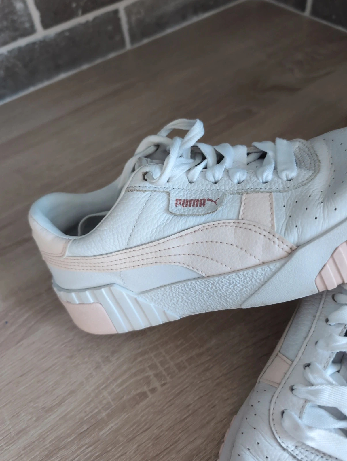 Baskets Puma blanches et roses – Taille 39 – Très bon état – Puma – taille EU 39 5