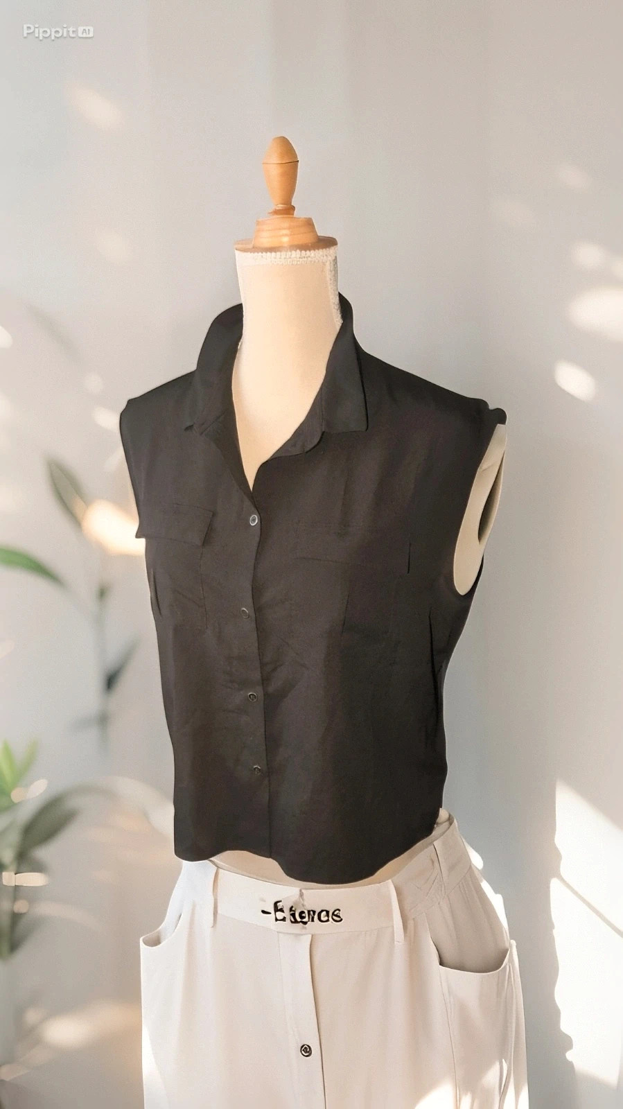 Blouse fluide femme sans manches noire chic et tendance H&M - Taille 38 coupe moderne et Chic