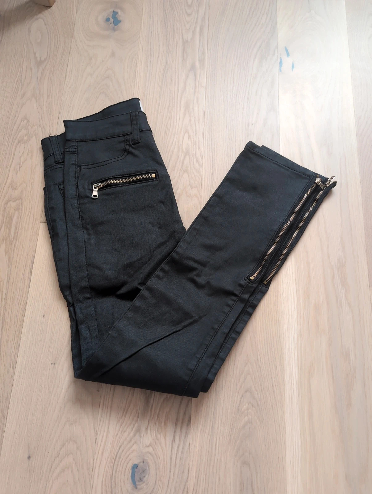 Pantalon slim effet huilé noir - Place du jour – Taille 36 Tendance et féminin