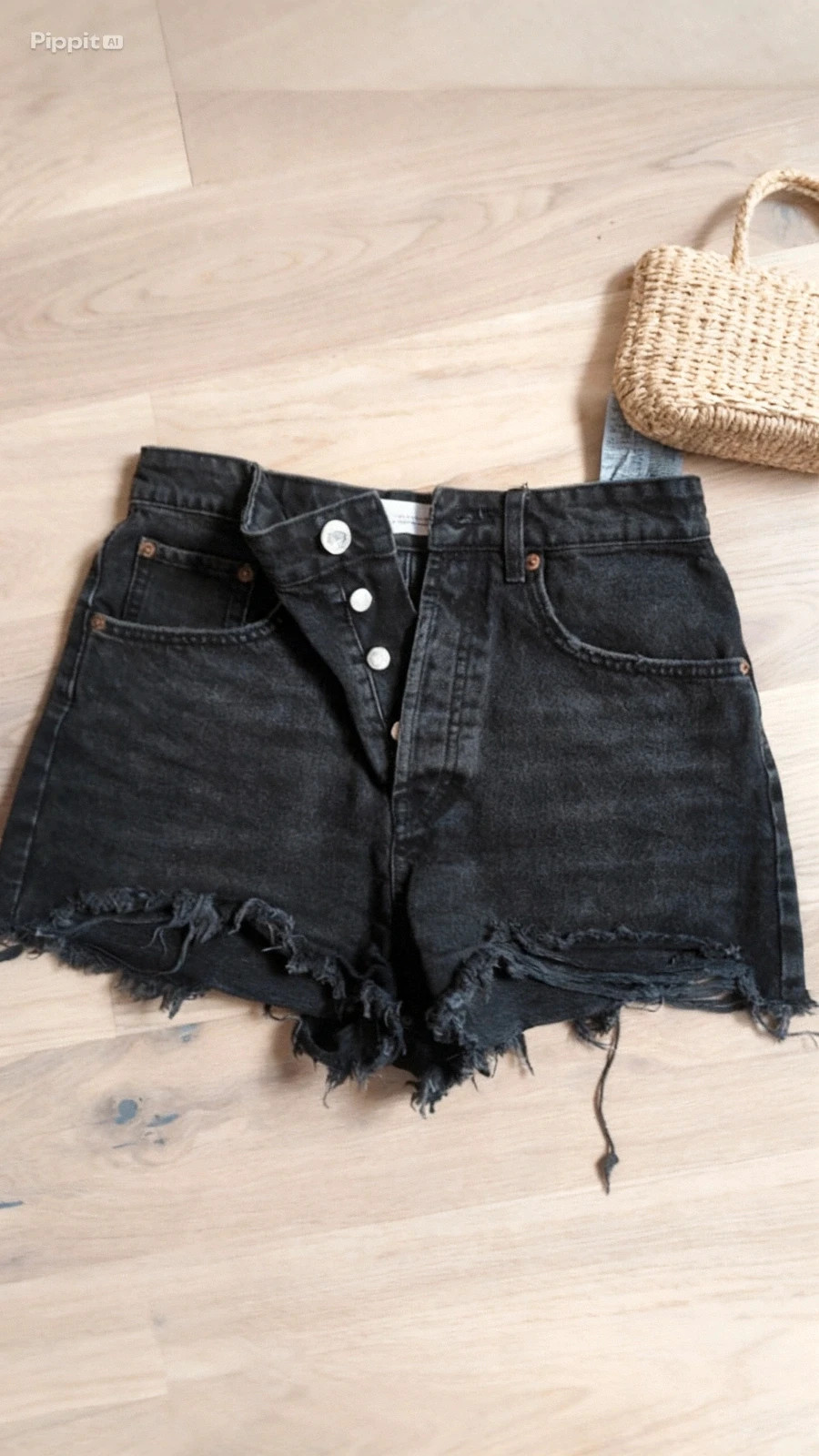 Zara - Short en jeans noir délavé avec boutons ultra tendance - Taille 36 – Zara – taille 36 3