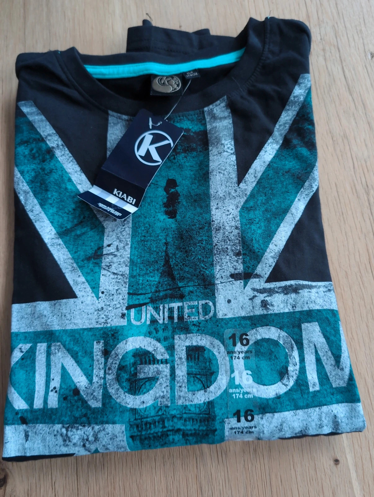 Tee-shirt London manches longues Kiabi – 16 ans / 176 cm – Kiabi – taille 16 ans 4