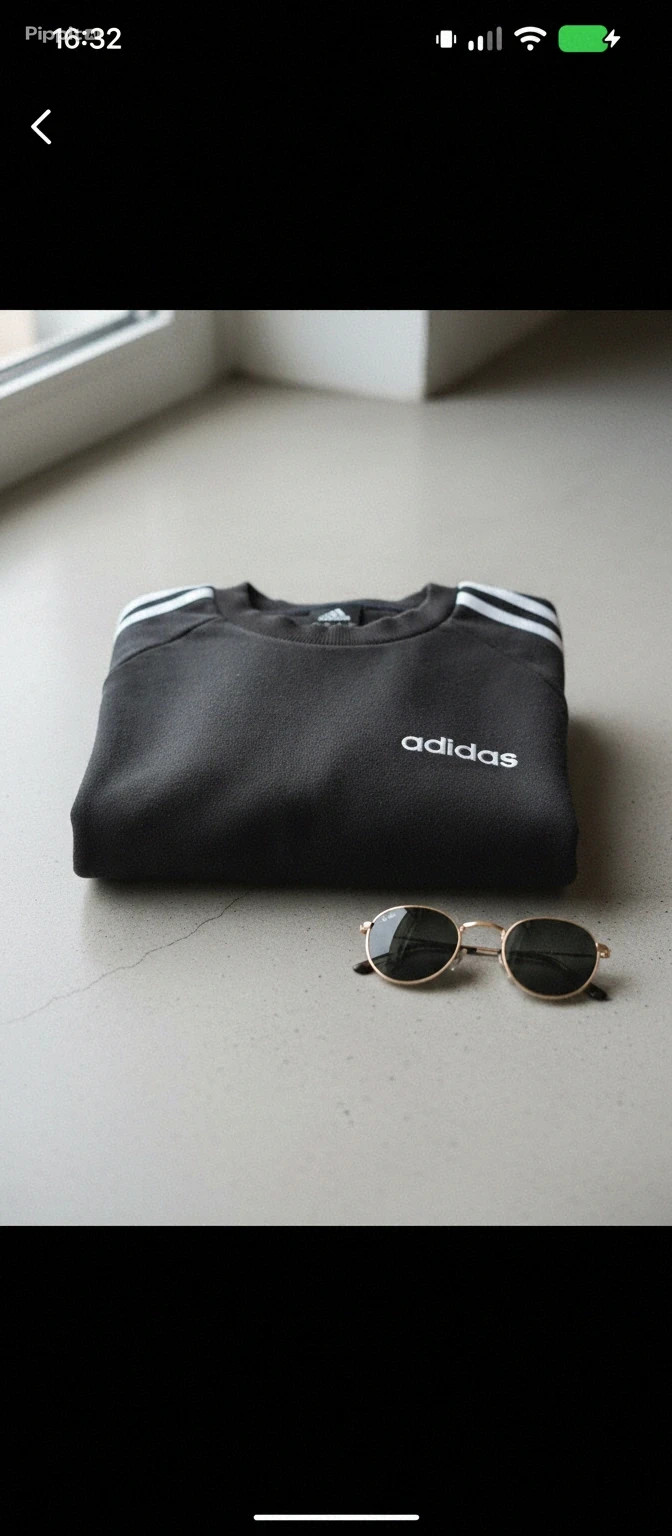 Sweat adidas vintage noir – Bandes blanches – Taille S – Très bon état – adidas – taille S 2