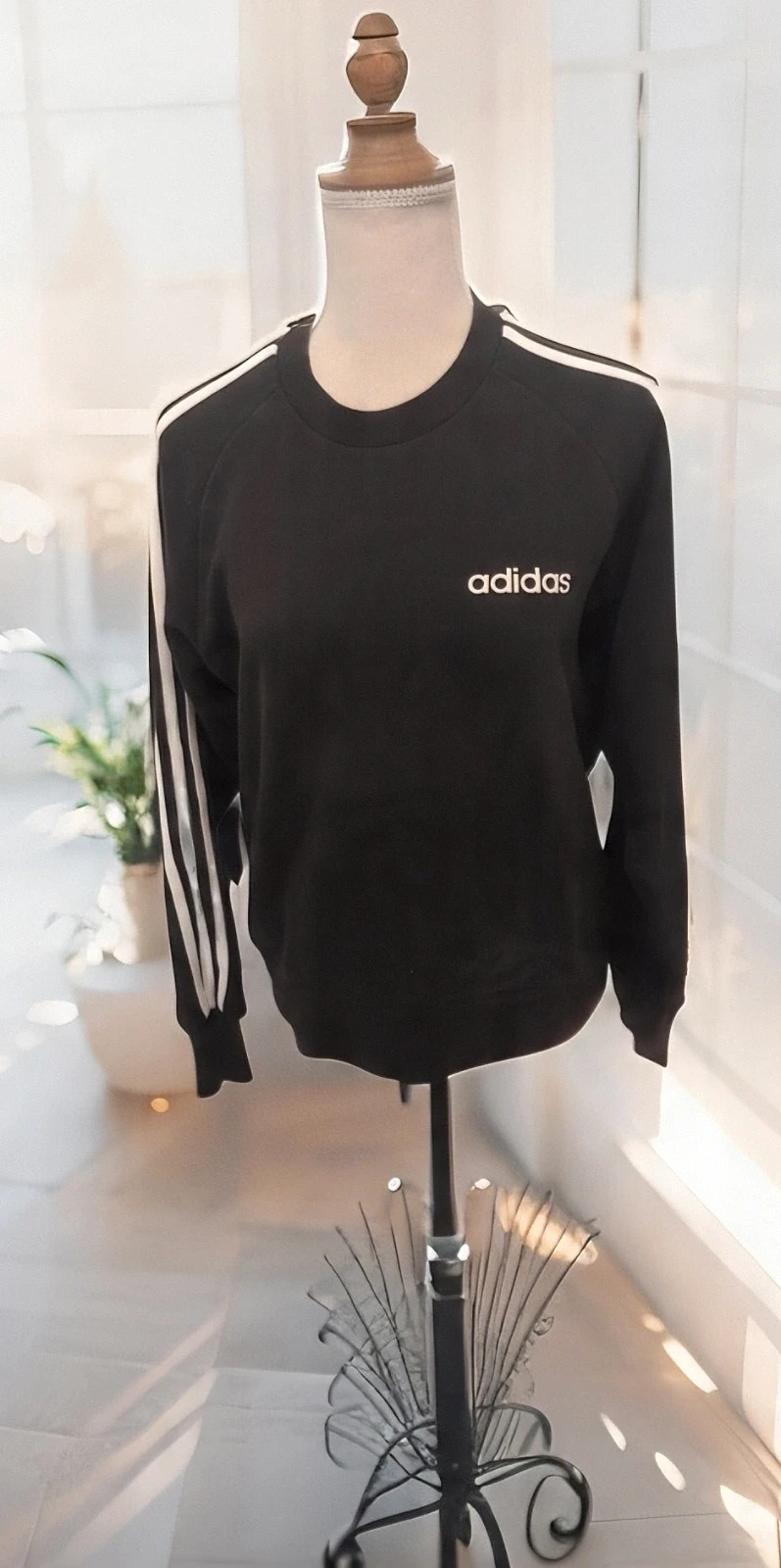 Sweat adidas vintage noir – Bandes blanches – Taille S – Très bon état