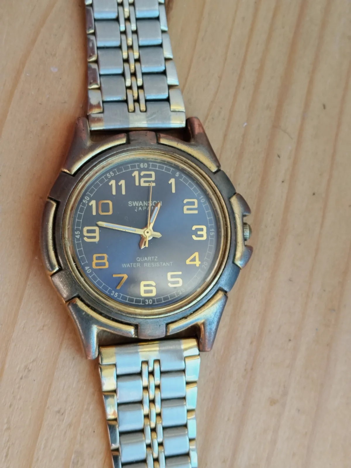 Montre vintage – Swanson 2