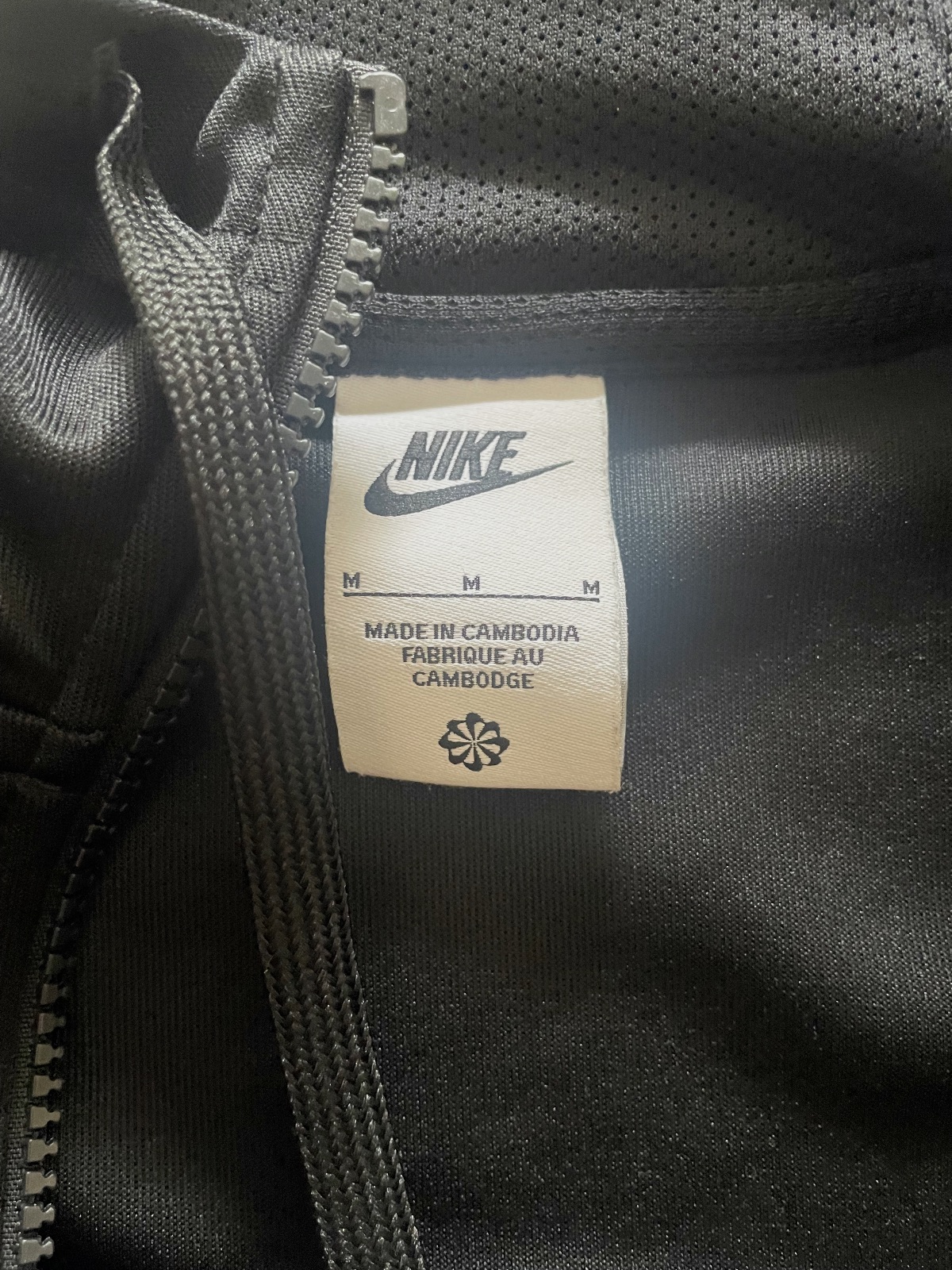 Veste de survêtement à capuche Nike noire – Nike – taille M 3