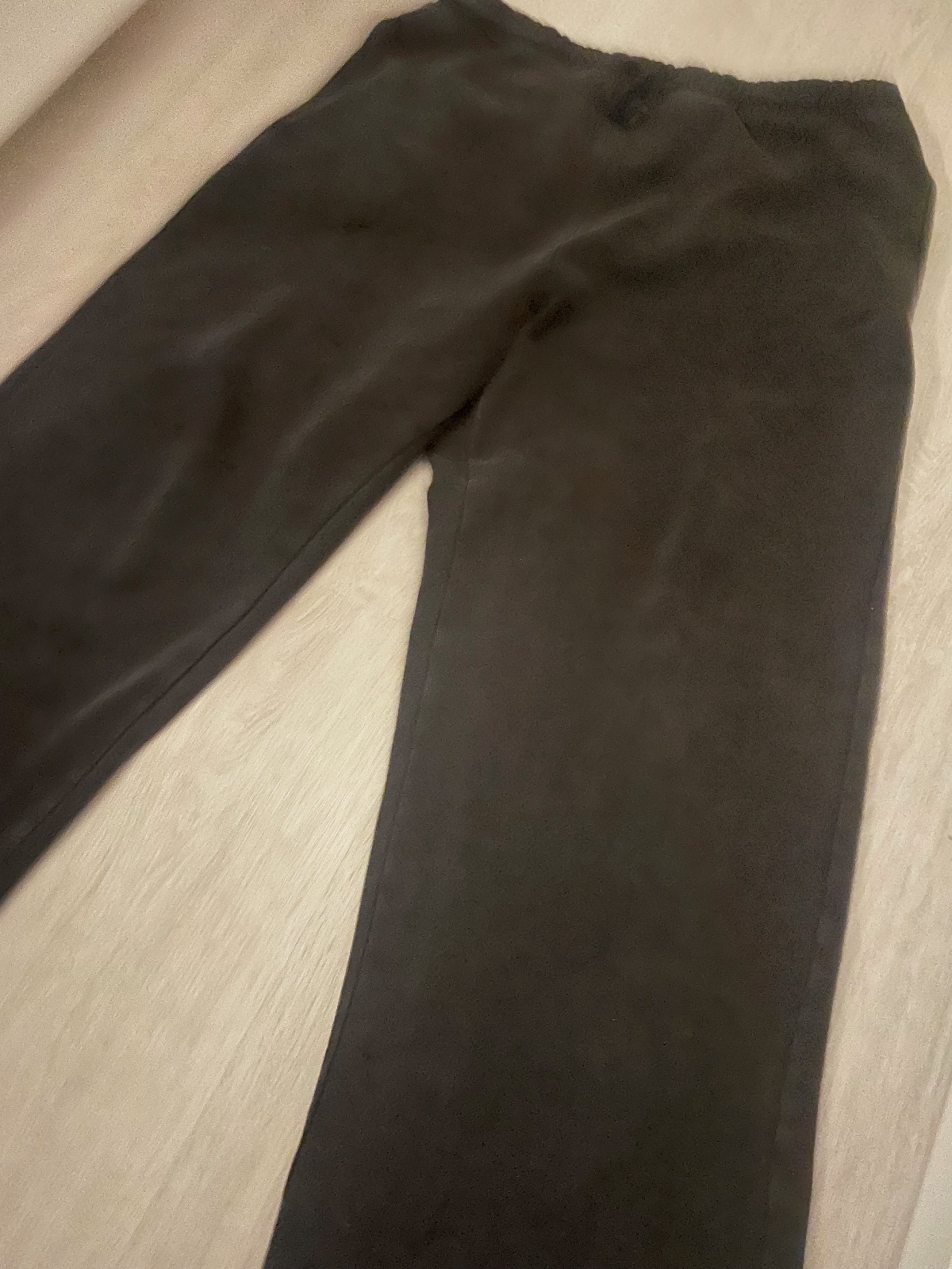 Pantalon de jogging Synworld noir ample – Synworld – taille L 3