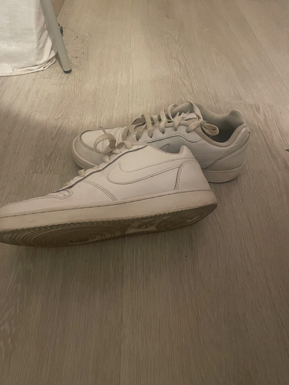 Baskets Nike Ebernon Low blanches pointure 44 – Nike – taille EU 42 4
