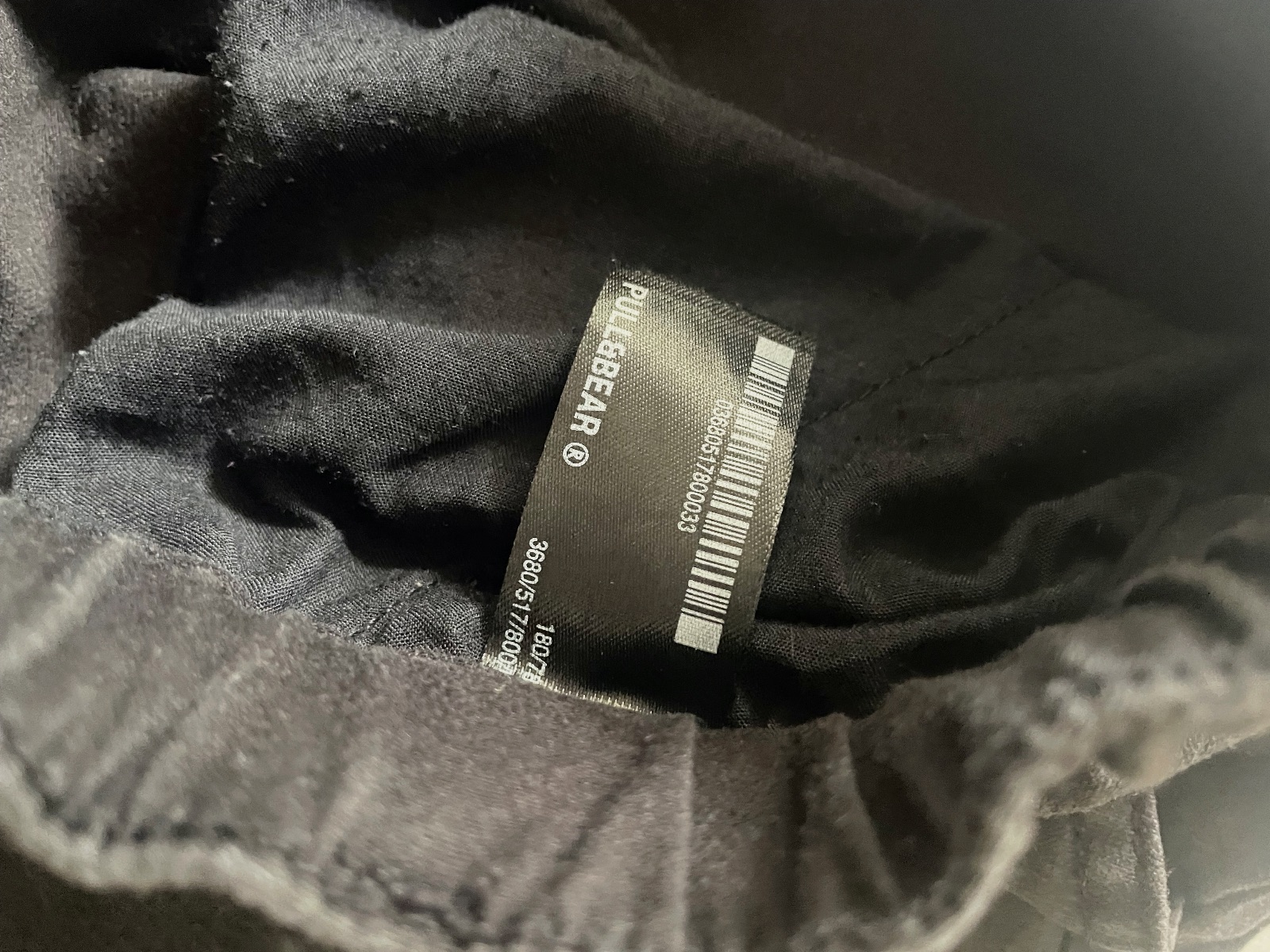 Pantalon cargo noir Pull&Bear taille M – Pull&Bear – taille M 3