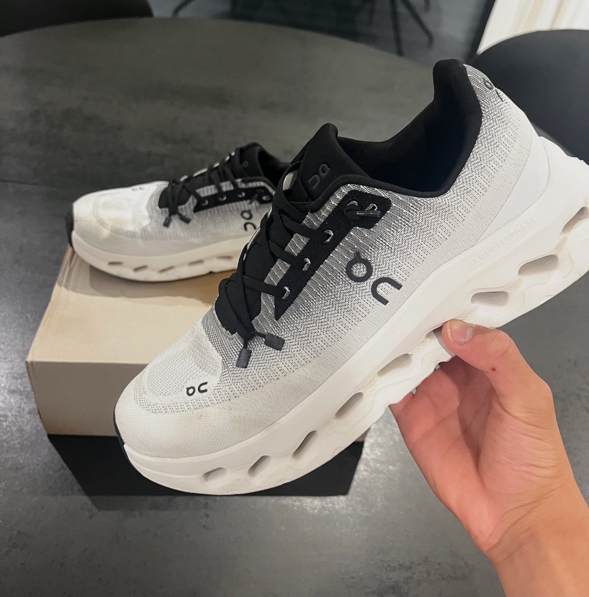 Paire de cloud – On cloud – taille EU 43