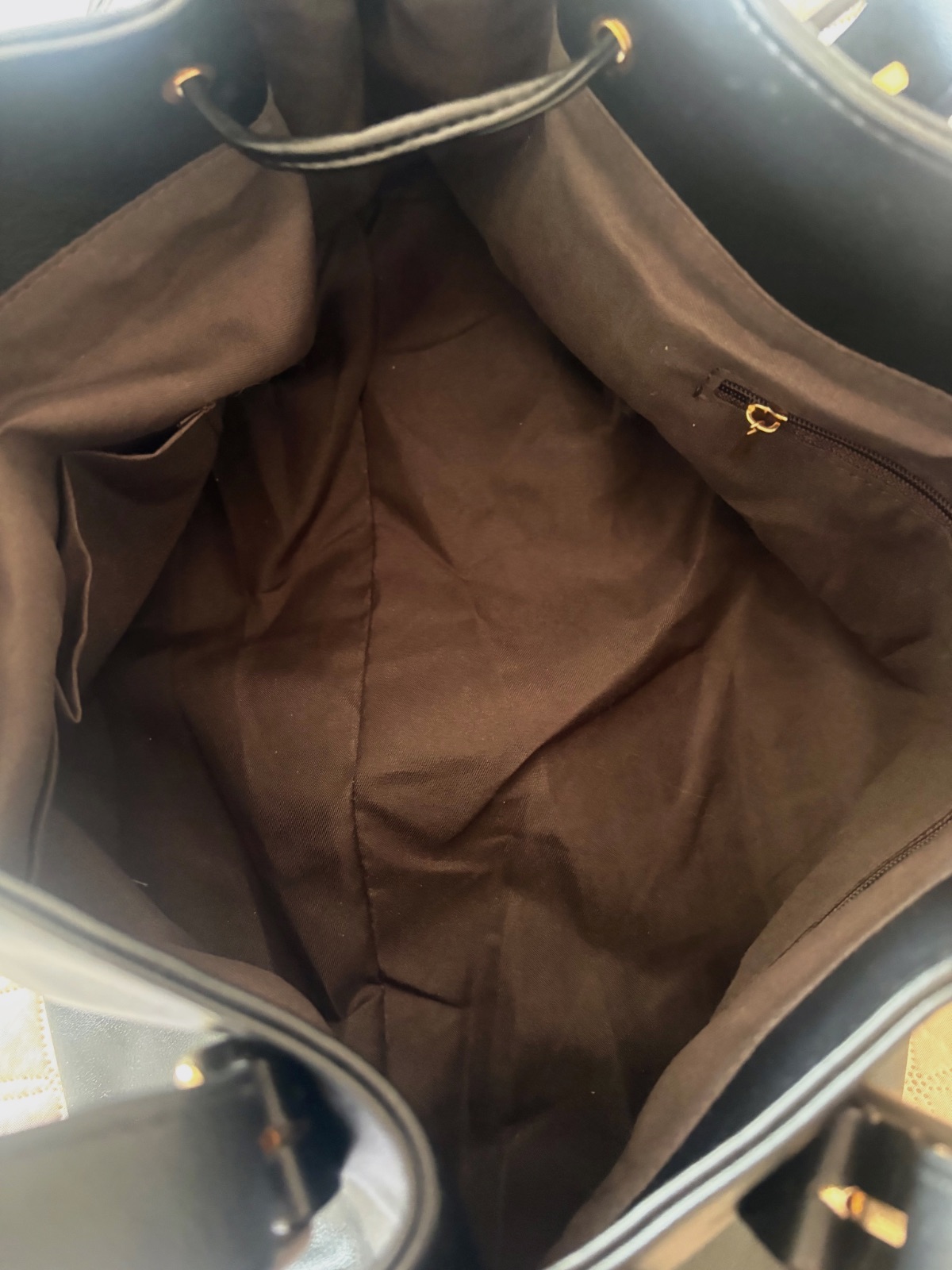 Grand sac cabas seau noir détails dorés – Boutique indépendante – taille Taille unique 3