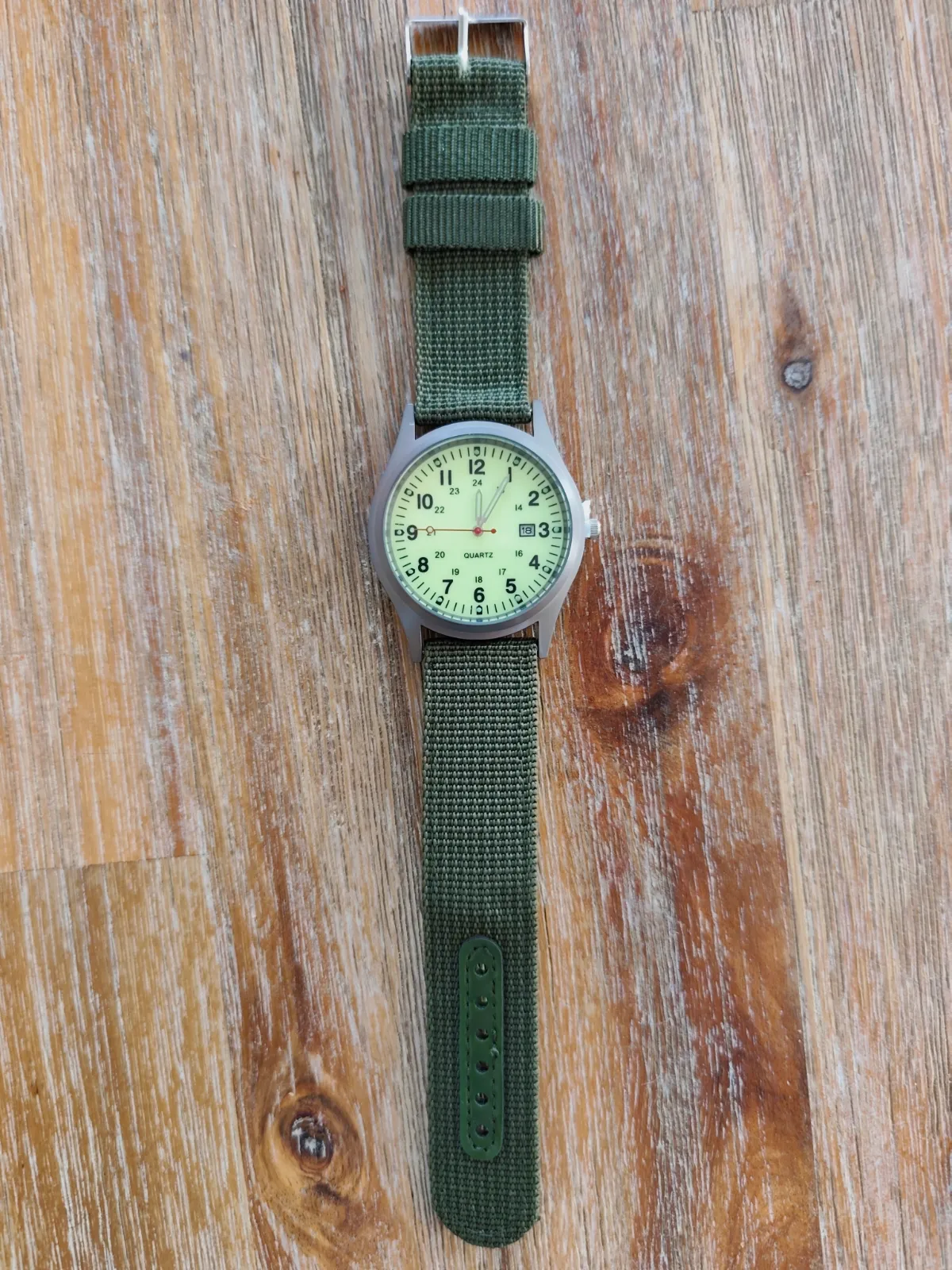 Montre militaire vintage – Sans marque 2