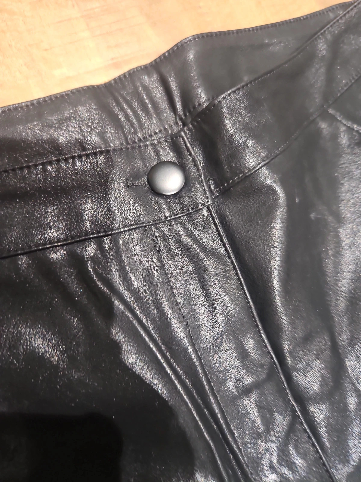 Pantalon imitation cuir – Kiabi – taille M / 38 / 10 2