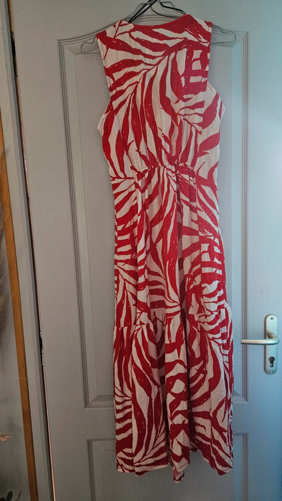 Robe neuve imprimé feuille rouge – Ma Boutique Plus – taille M / 38 / 10 2