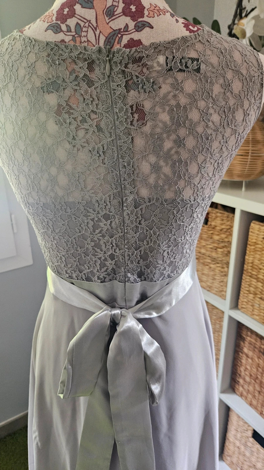 Robe cérémonie grise avec bustier dentelle – iEFiEL – taille 14 ans / 164 cm 3