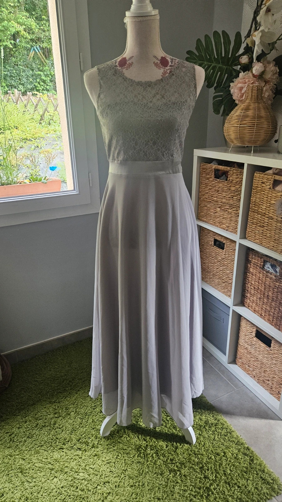 Robe cérémonie grise avec bustier dentelle