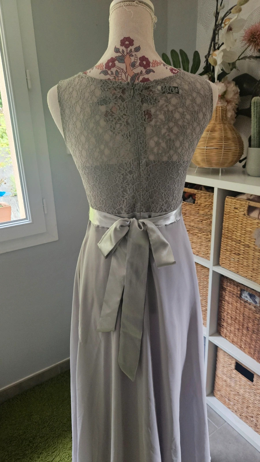 Robe cérémonie grise avec bustier dentelle – iEFiEL – taille 14 ans / 164 cm 5