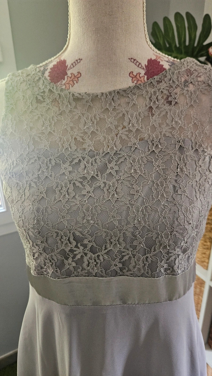 Robe cérémonie grise avec bustier dentelle – iEFiEL – taille 14 ans / 164 cm 2